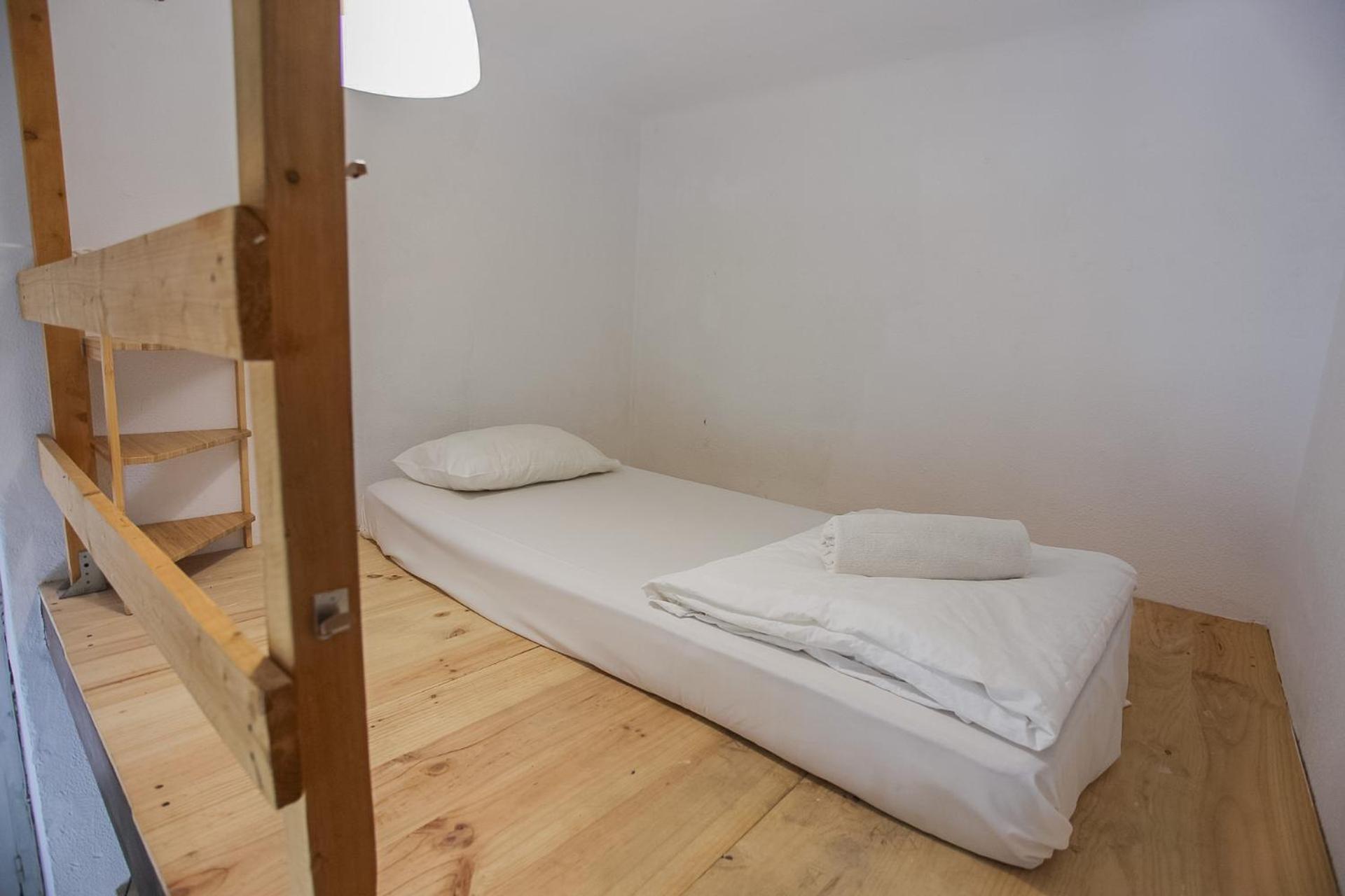 Barbatuke Conde Hostel Malaga Exterior photo